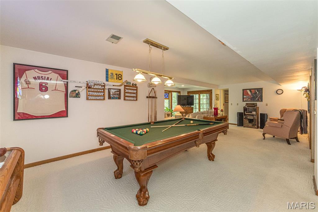 7 Walnut Ridge Court