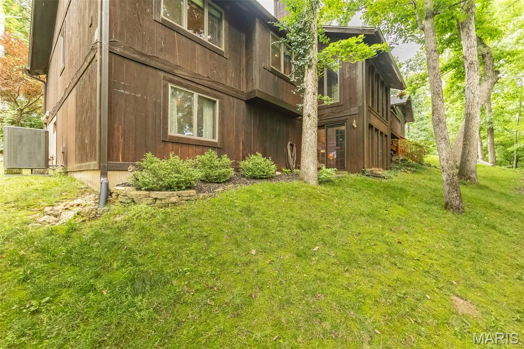 7 Walnut Ridge Court