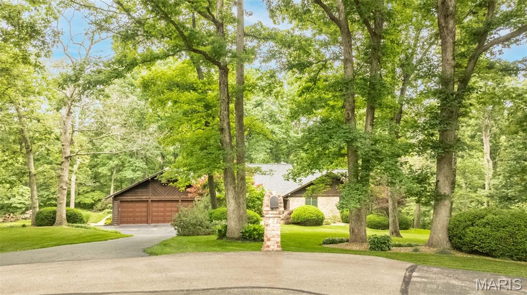 7 Walnut Ridge Court