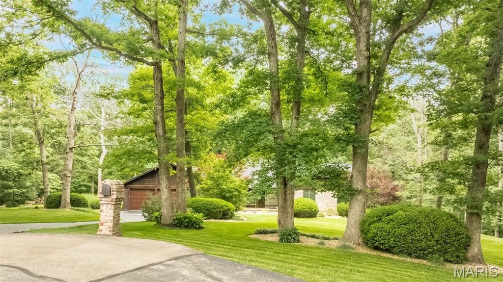 7 Walnut Ridge Court