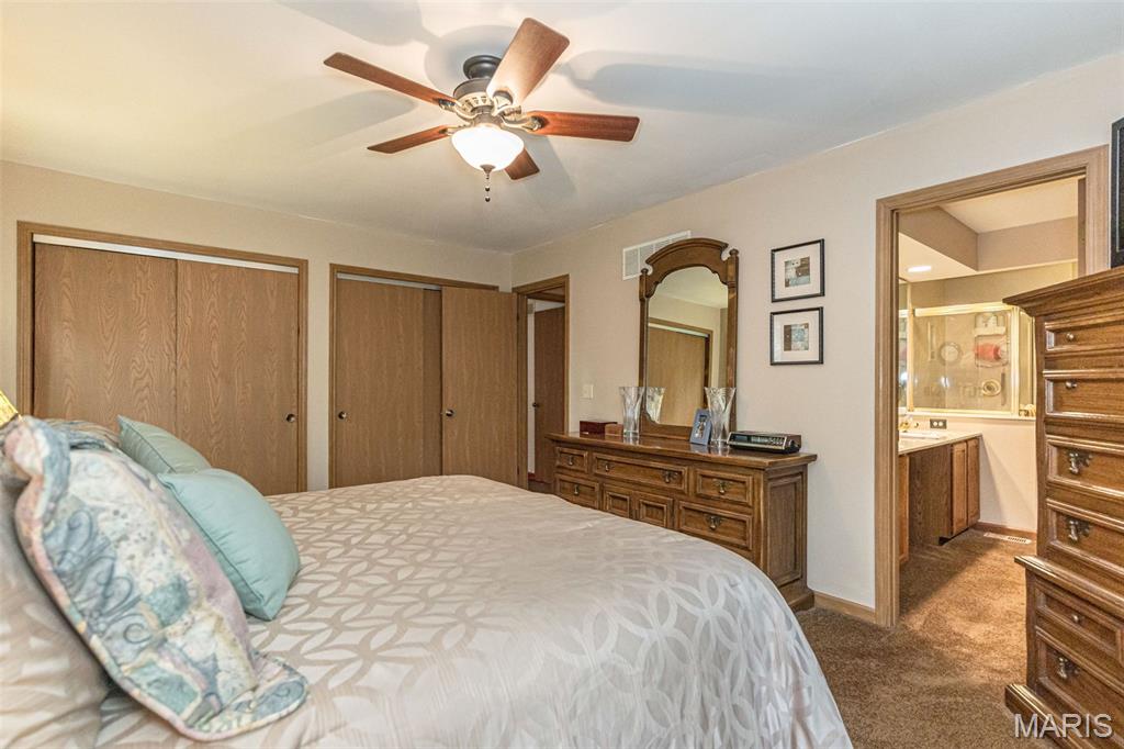 7 Walnut Ridge Court