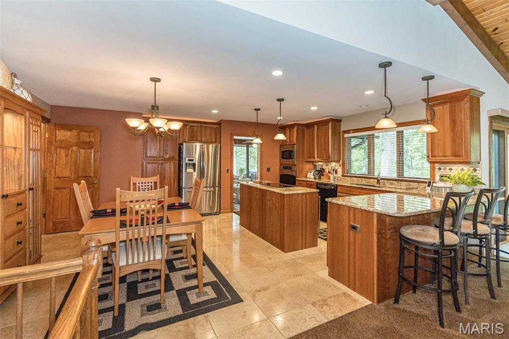 7 Walnut Ridge Court