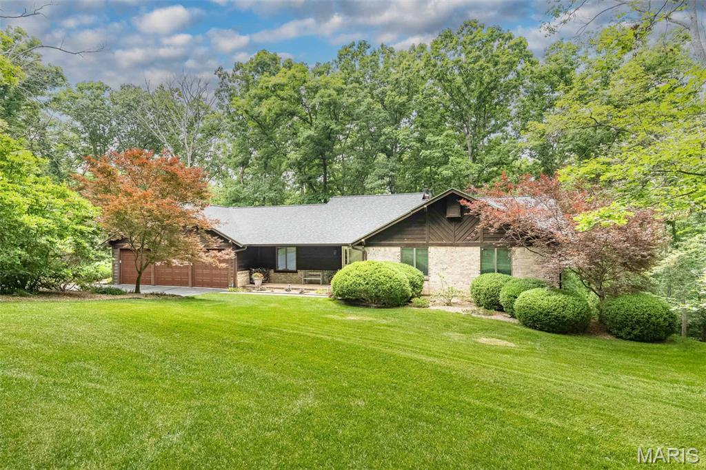 7 Walnut Ridge Court