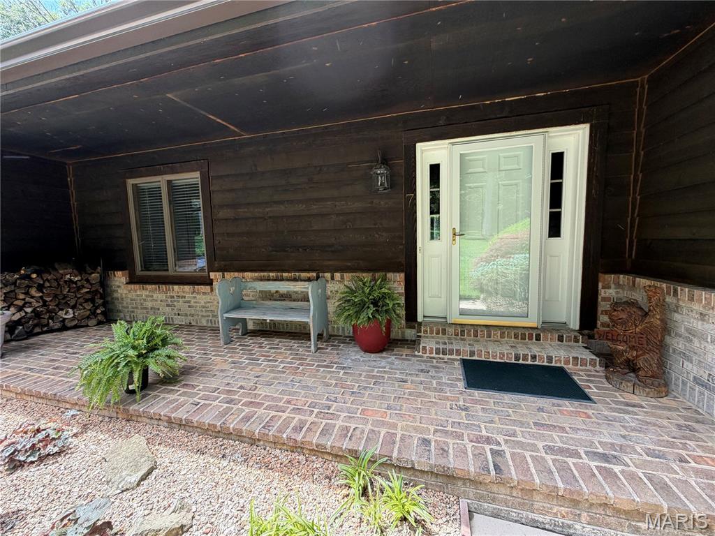 7 Walnut Ridge Court