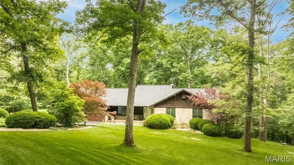 7 Walnut Ridge Court