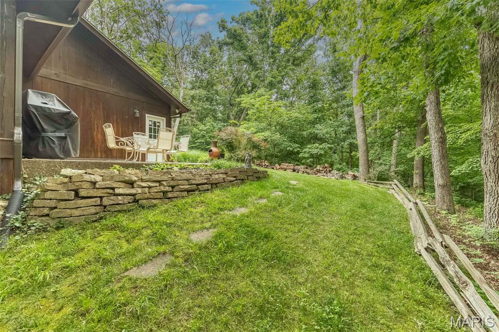 7 Walnut Ridge Court