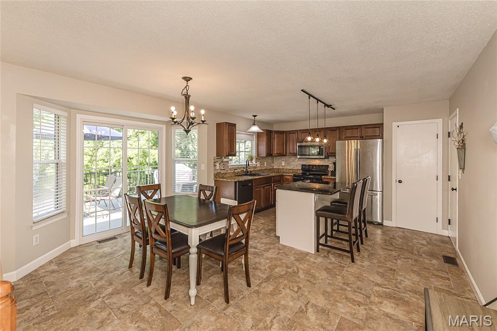 2829 Royallvalley Way