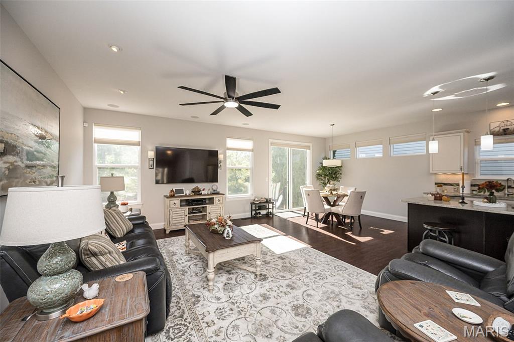 1509 Woodside Hills Drive