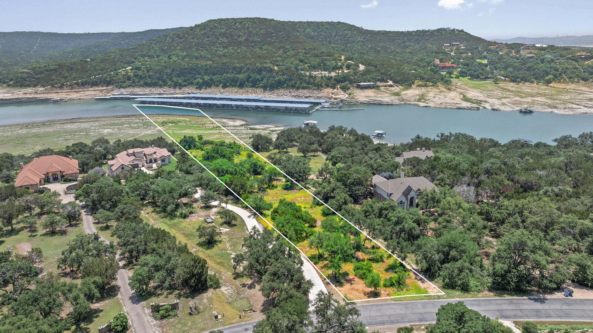 17124 Northlake Hills DR