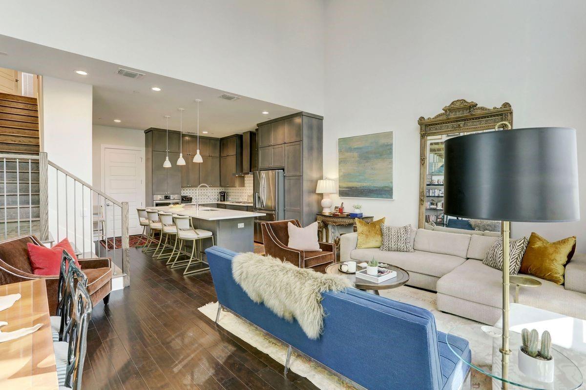 4709 Unity CIR