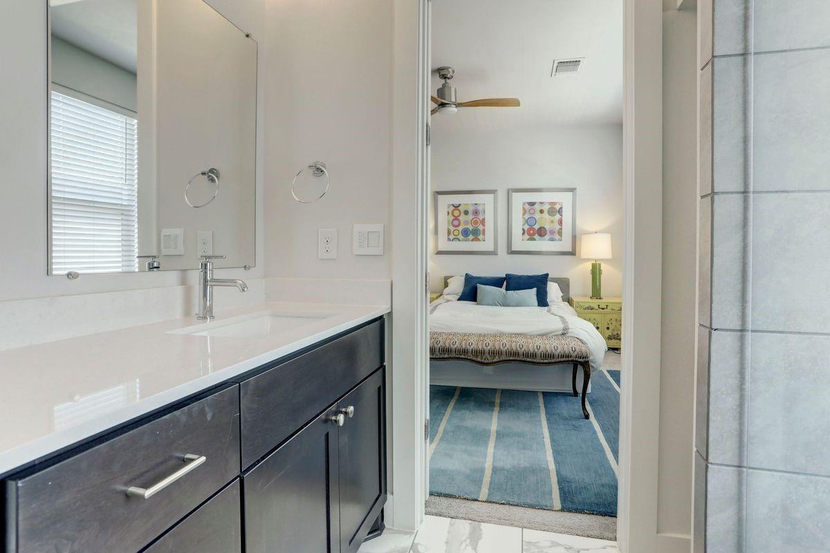 4709 Unity CIR