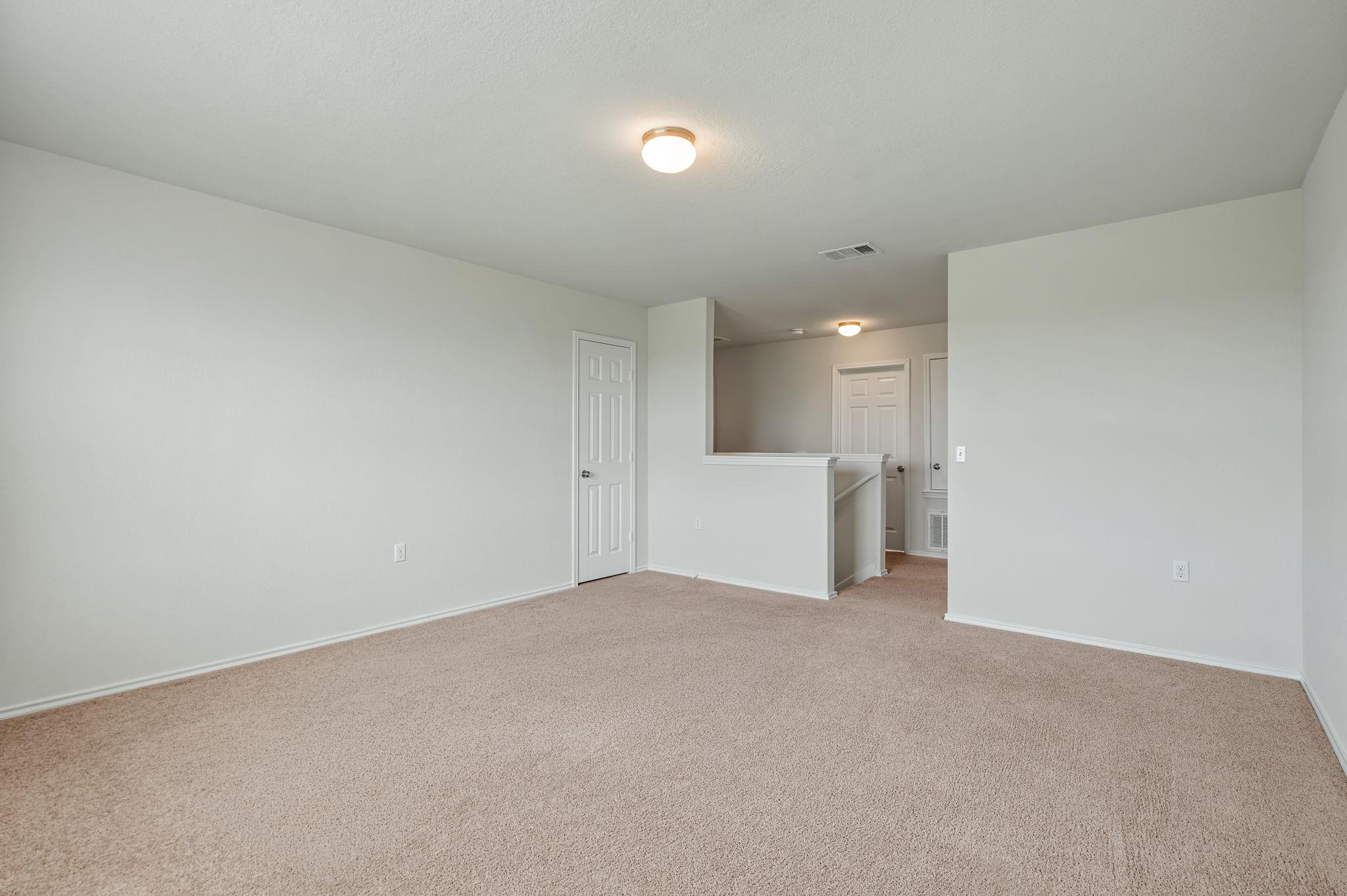 5816 Adair CV