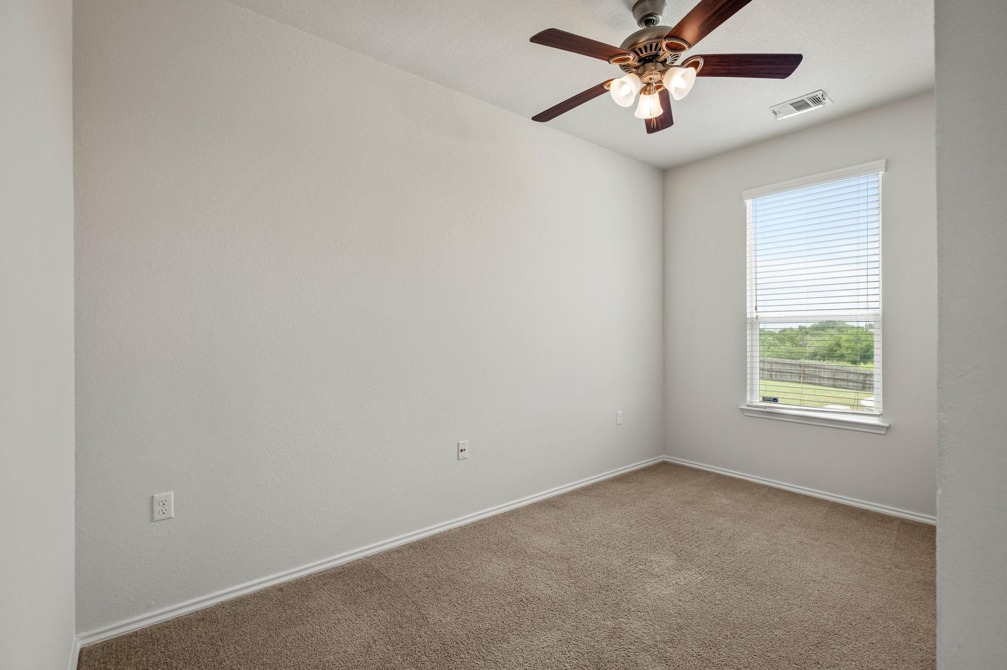 5816 Adair CV