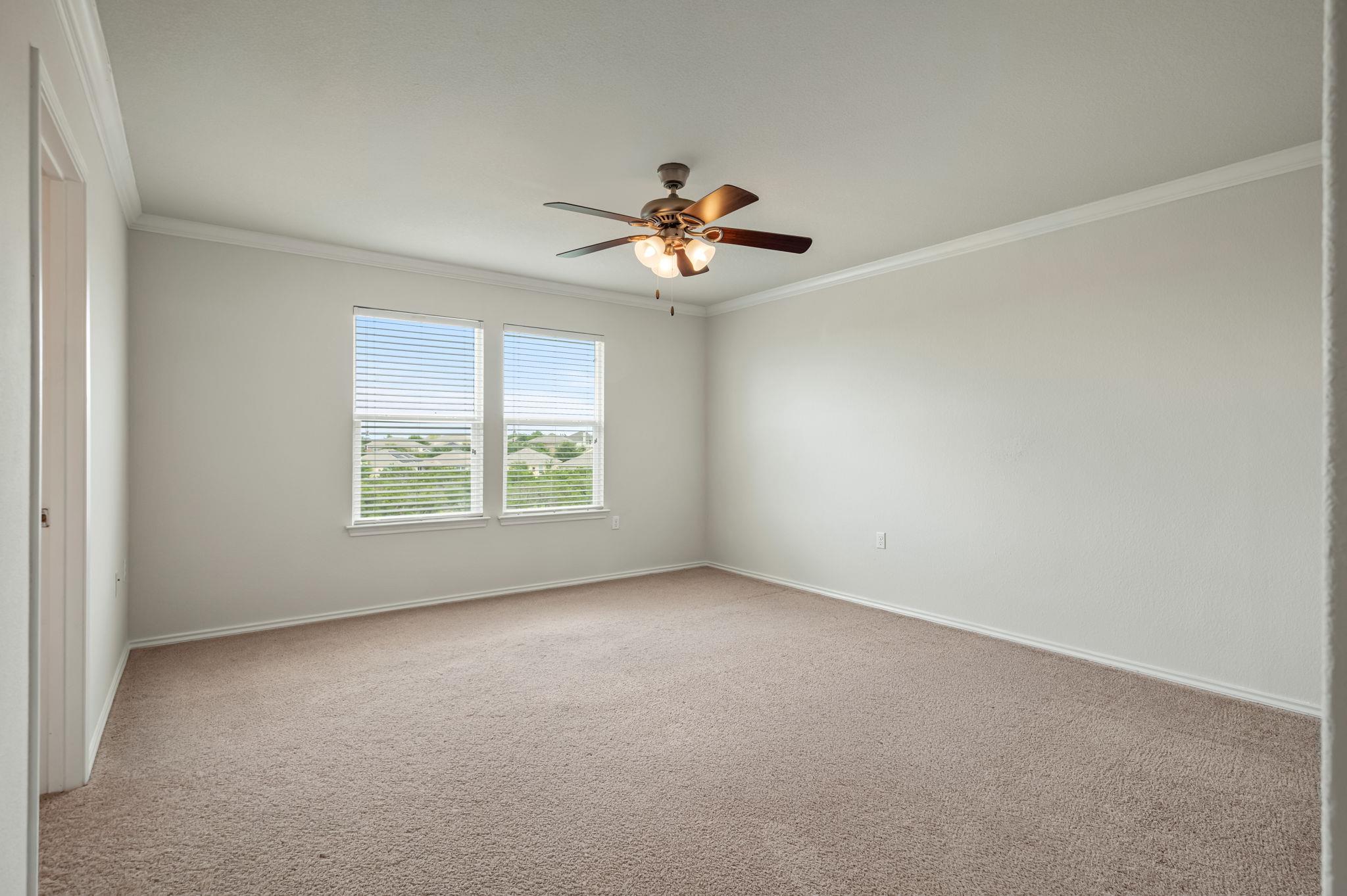 5816 Adair CV