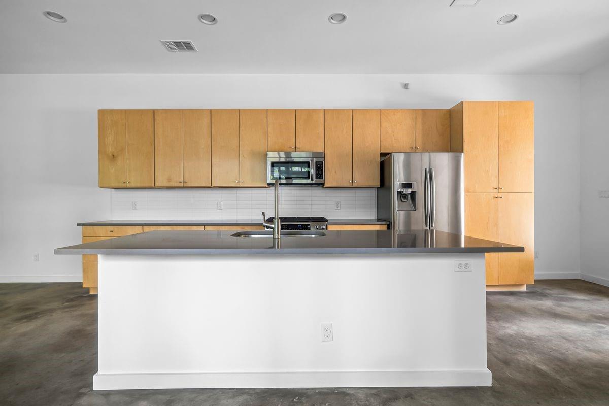 1302 S Fifth ST Unit: A