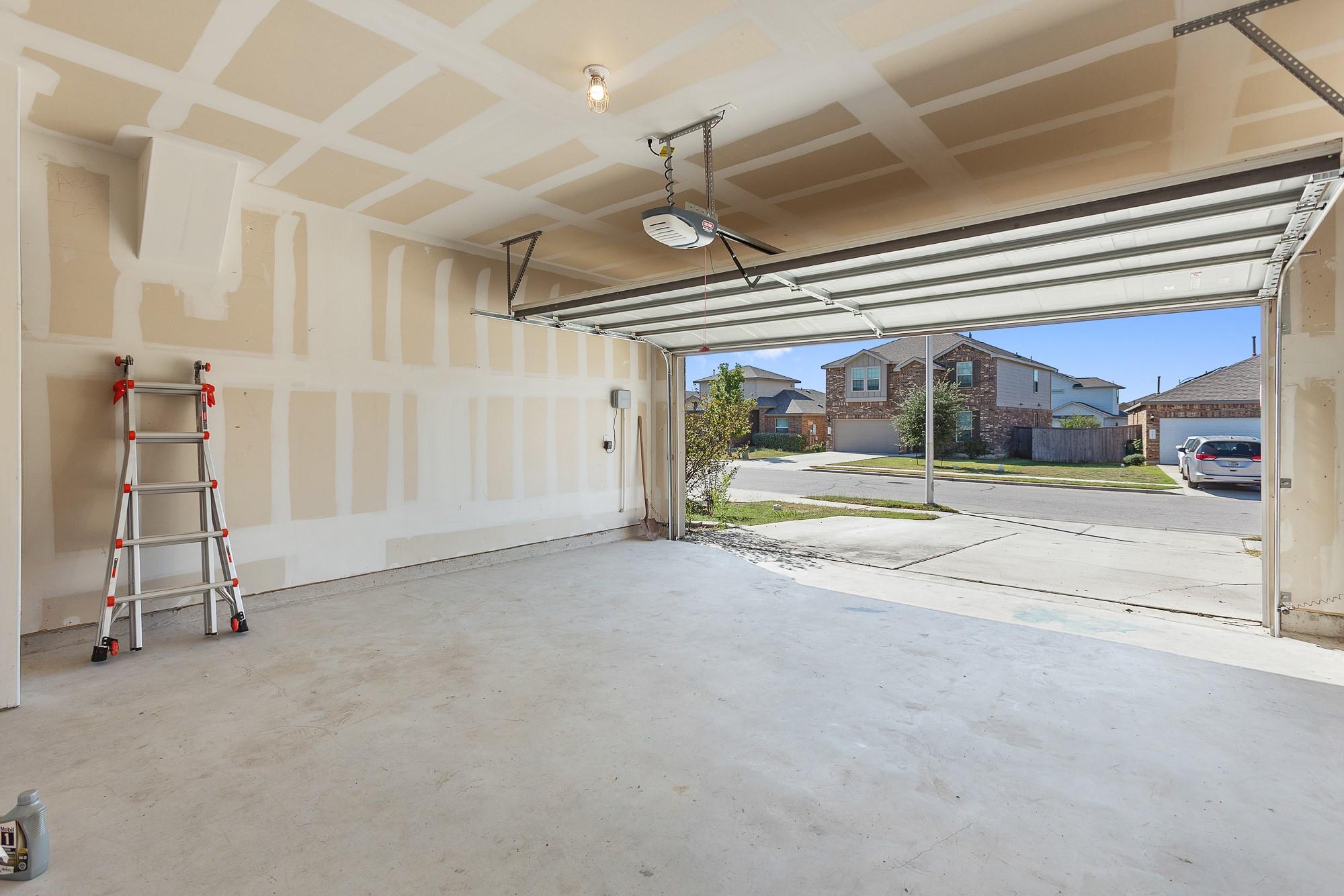 11800 Amber Stream LN