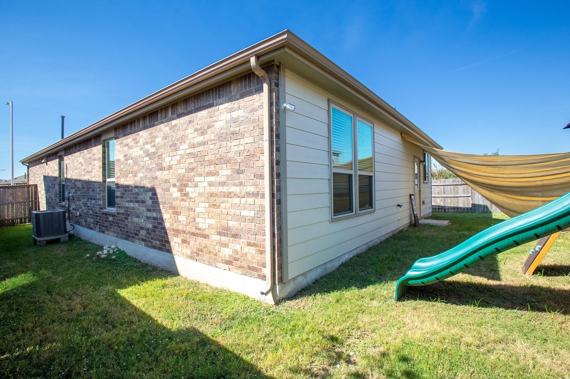 11800 Amber Stream LN