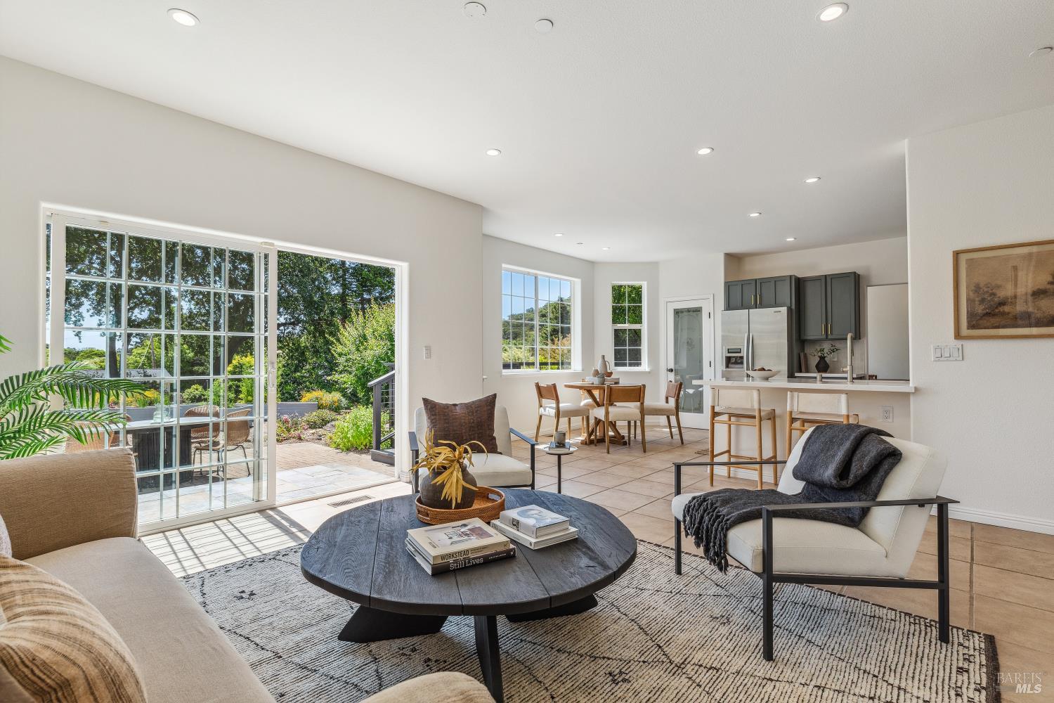 806 Paxton Villa Ct