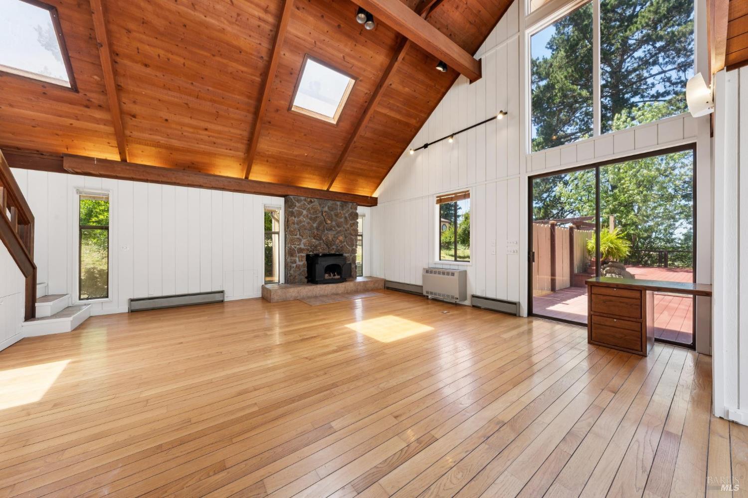 411 Highland Ave