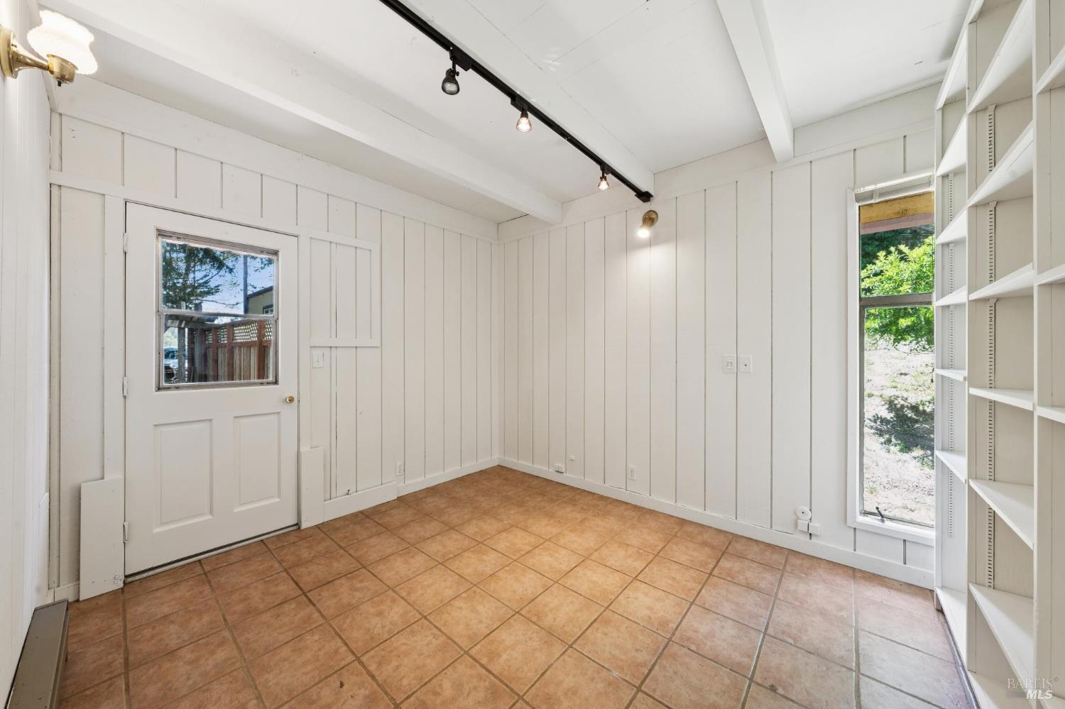 411 Highland Ave