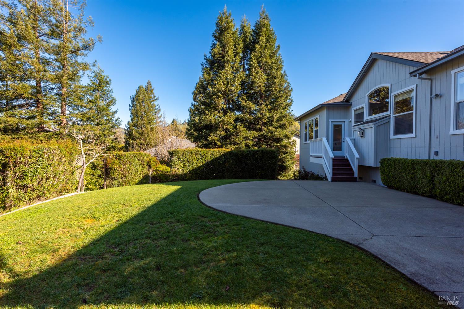 5445 Pine Hill Court