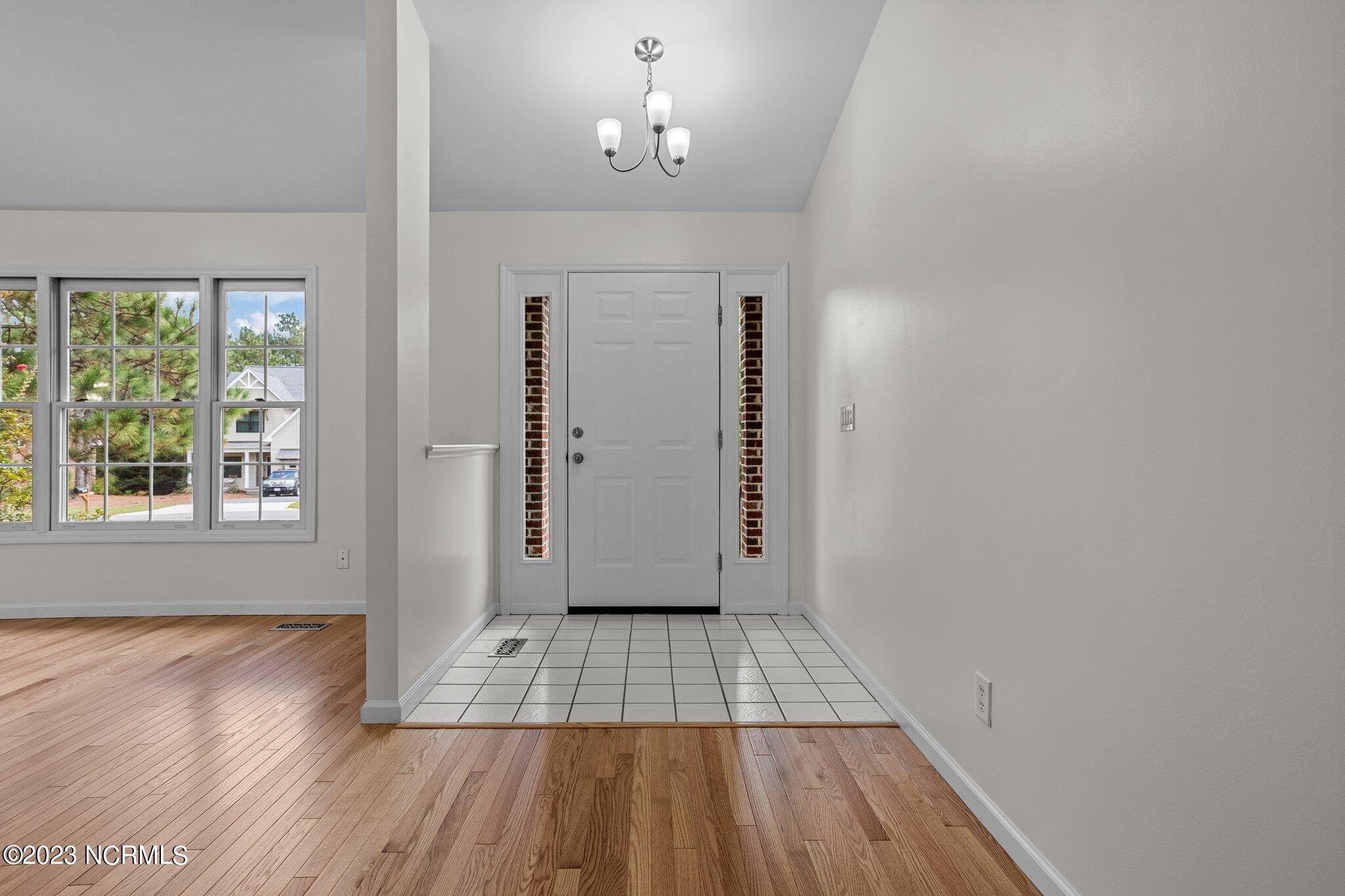 135 Surry Circle Circle