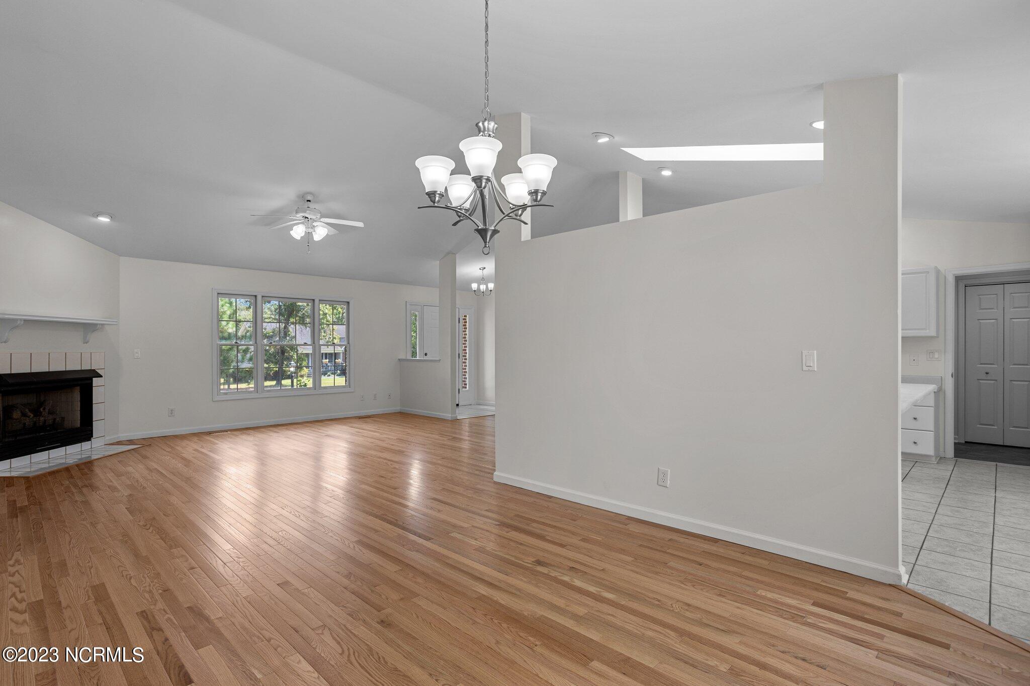 135 Surry Circle Circle