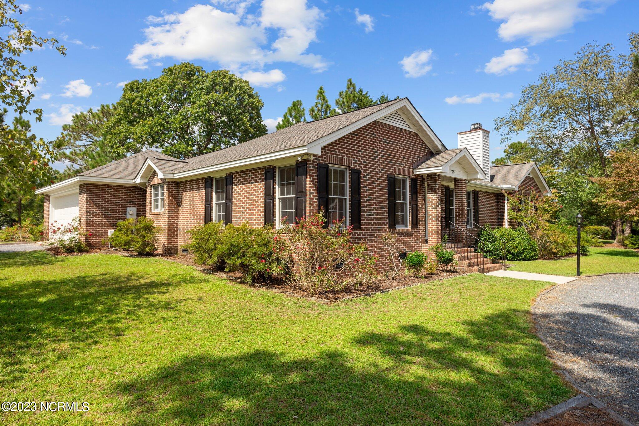 135 Surry Circle Circle