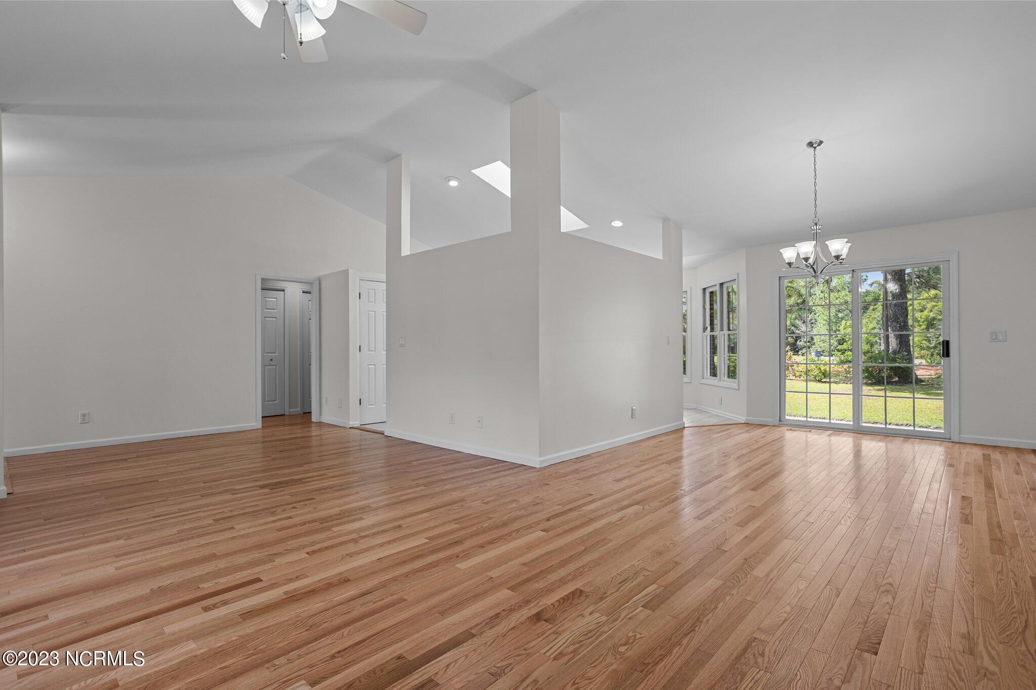 135 Surry Circle Circle