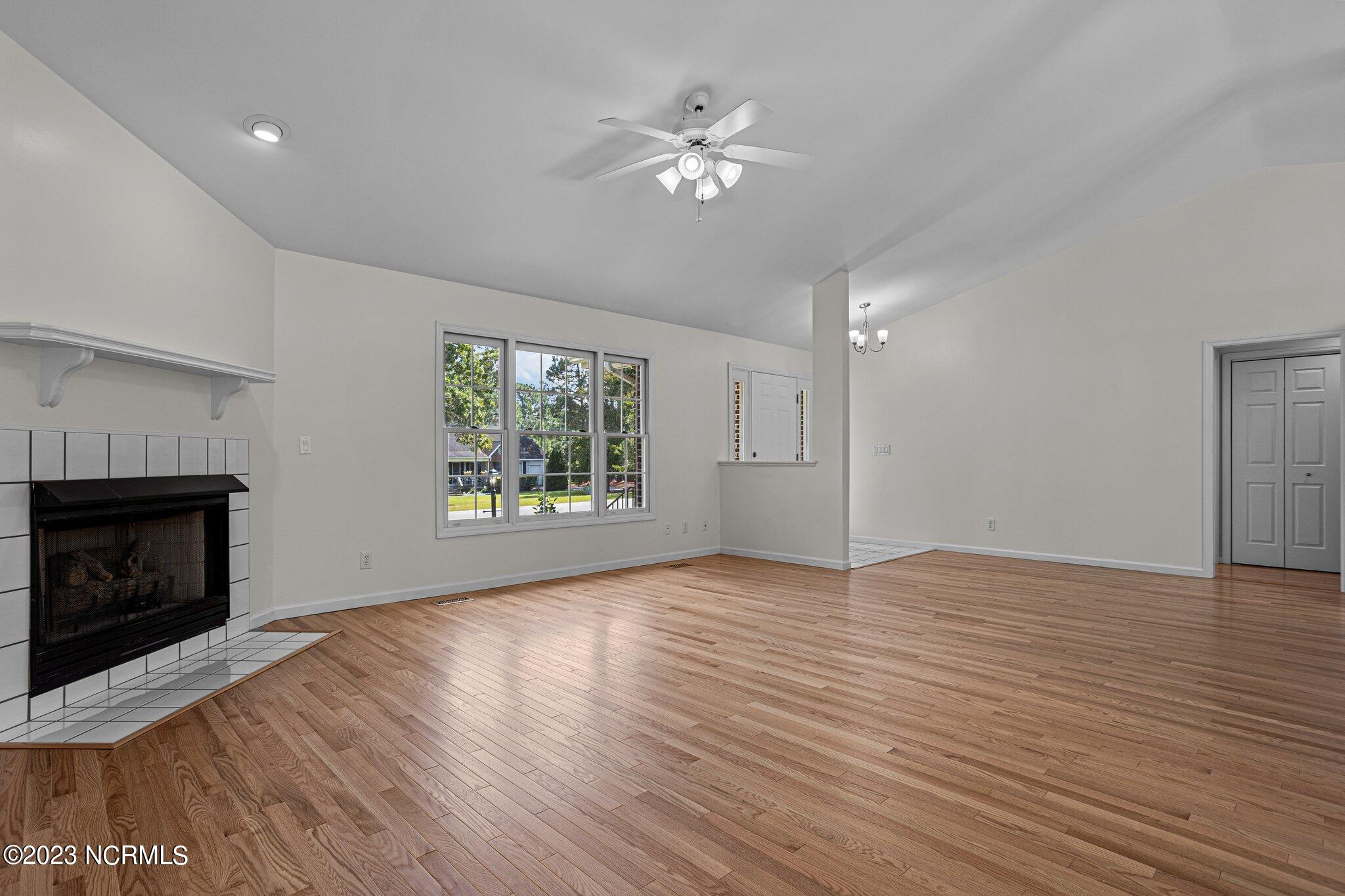 135 Surry Circle Circle