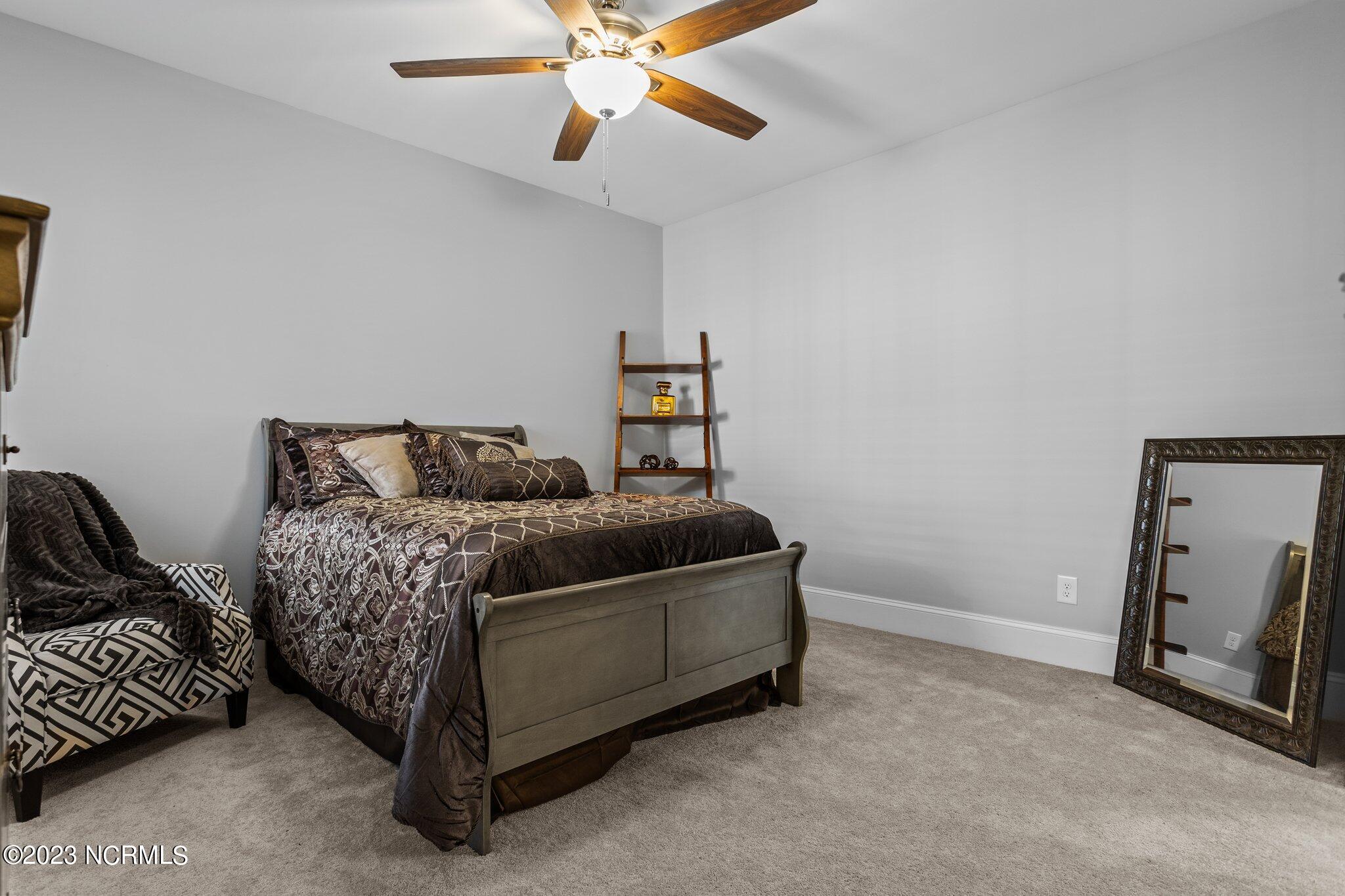 810 Lighthorse Circle