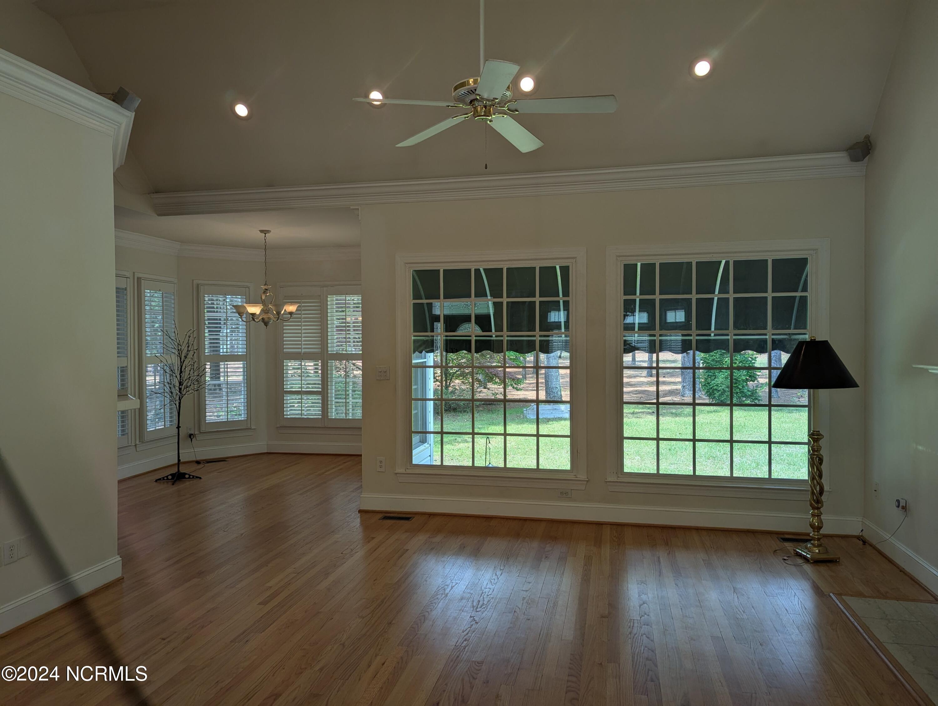 180 Rountree Lane