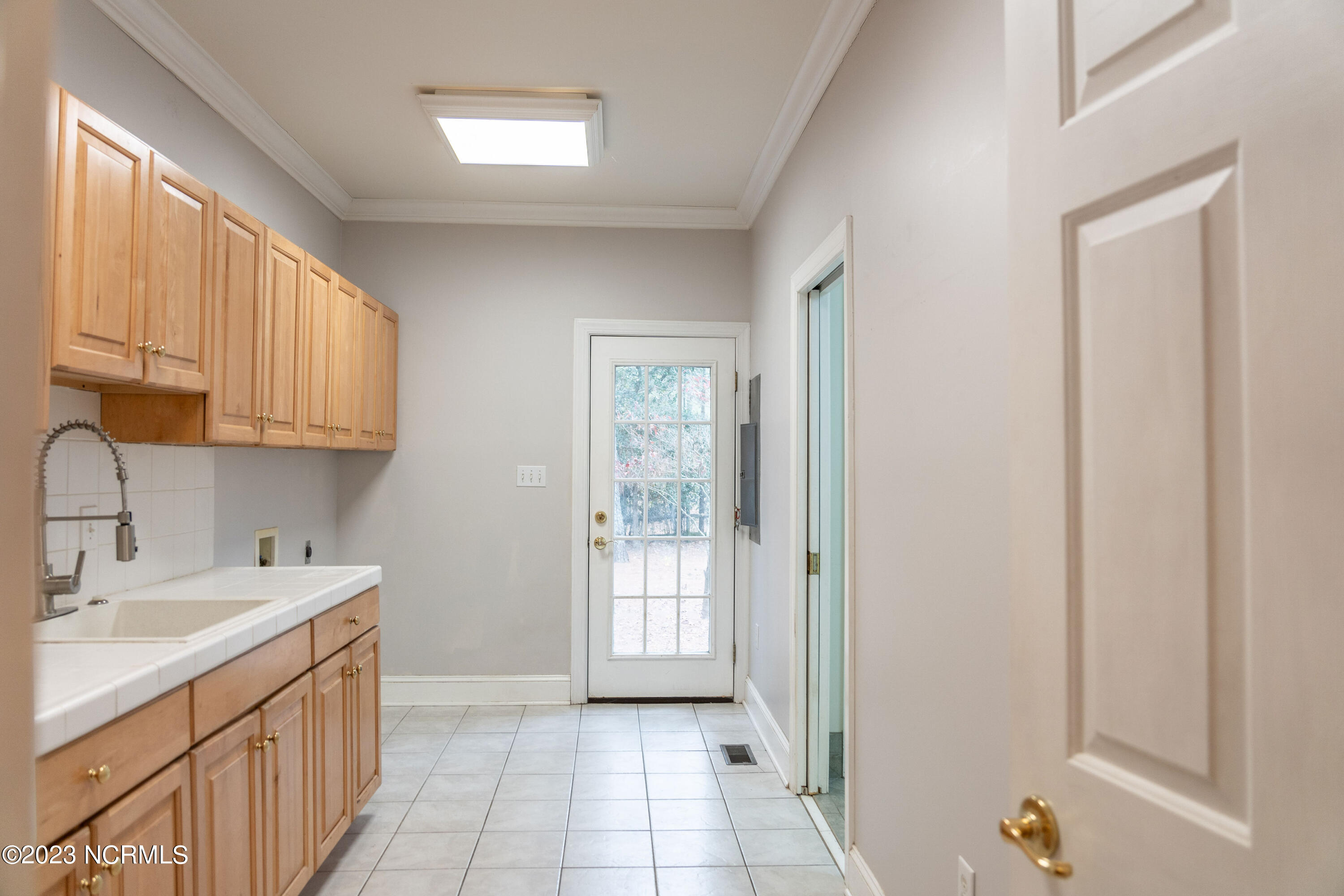 180 Rountree Lane