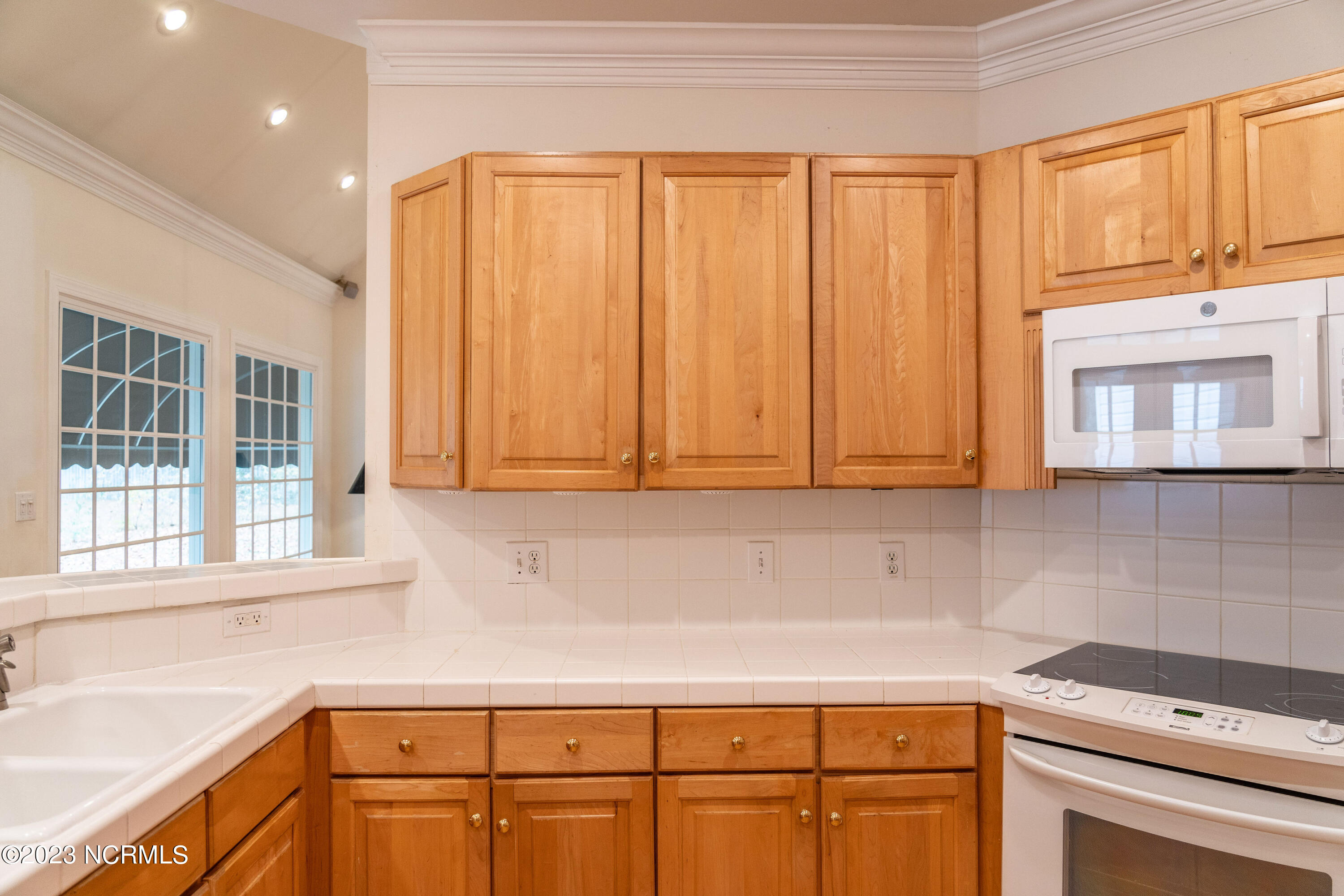 180 Rountree Lane