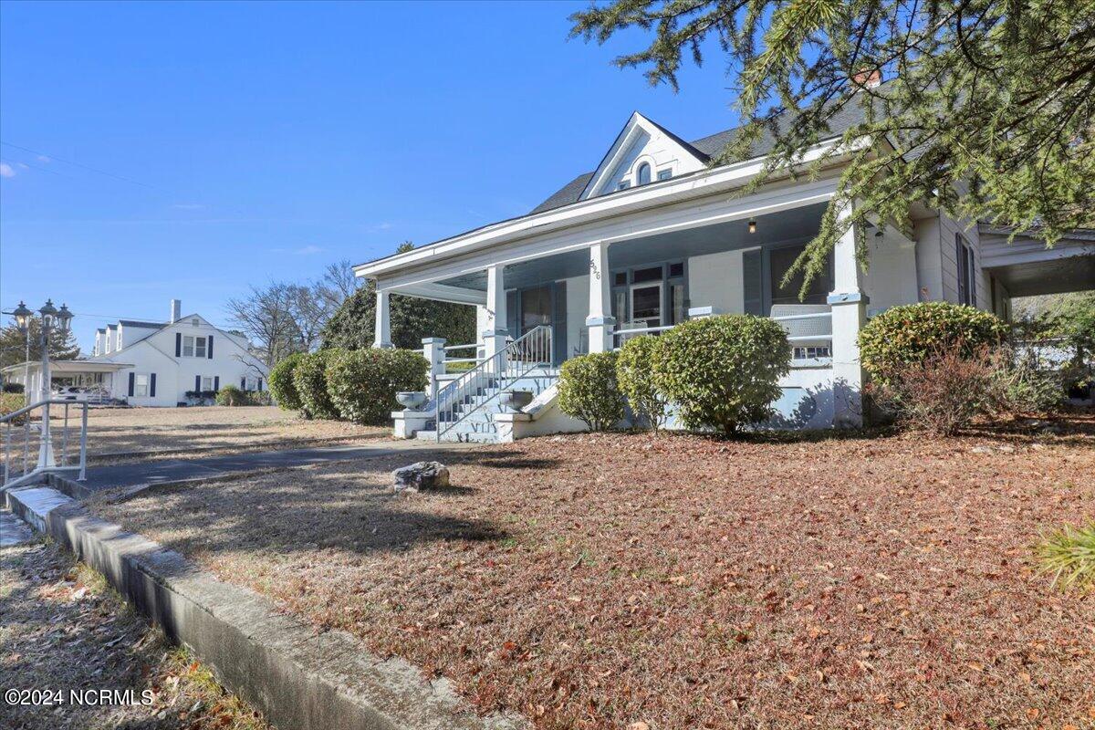 526 Rice Street