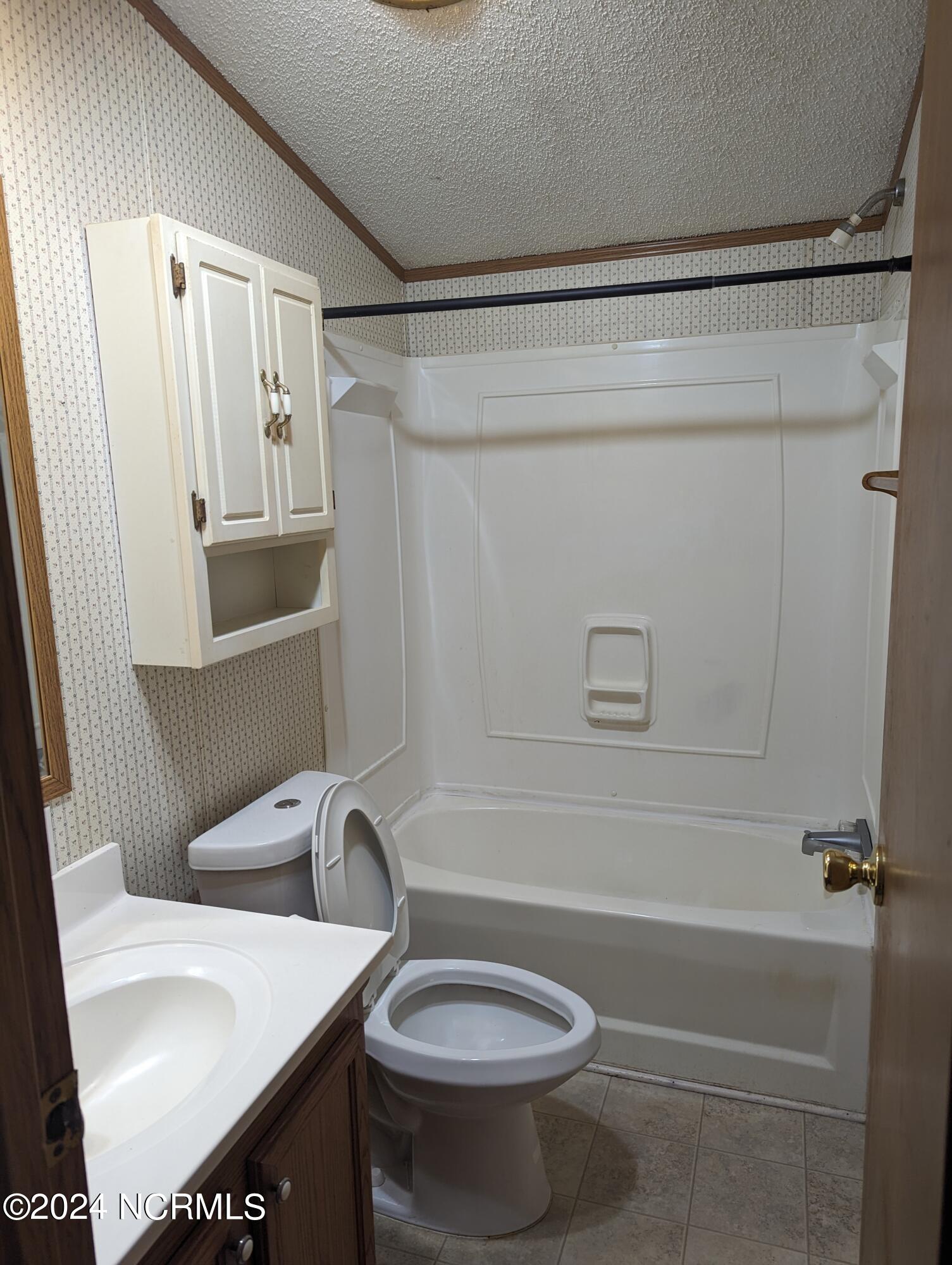 3473 Dolphin Drive SE