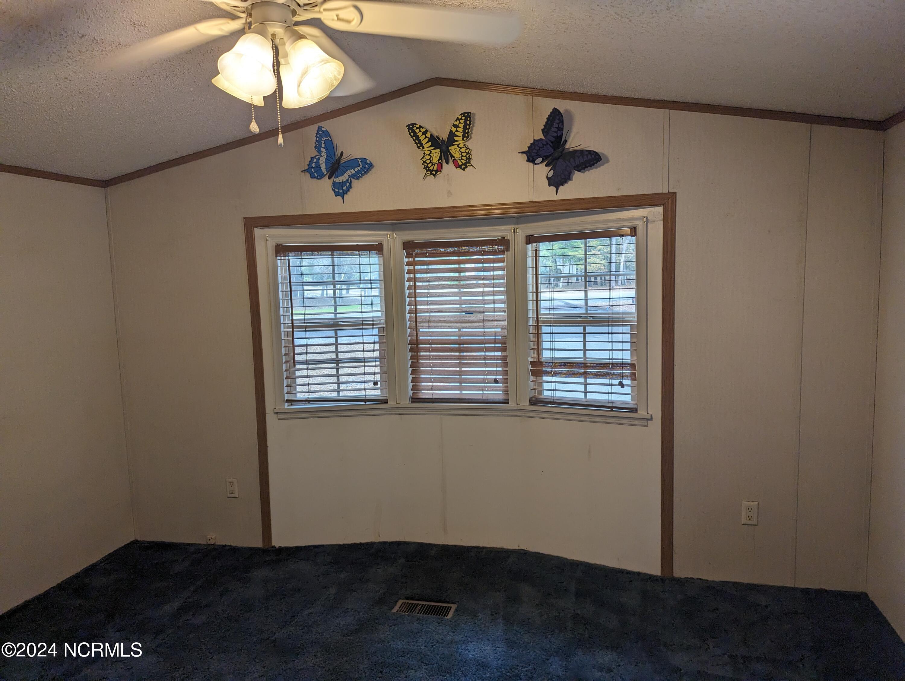 3473 Dolphin Drive SE