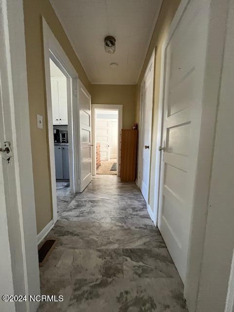 2001 Mcdonald Avenue