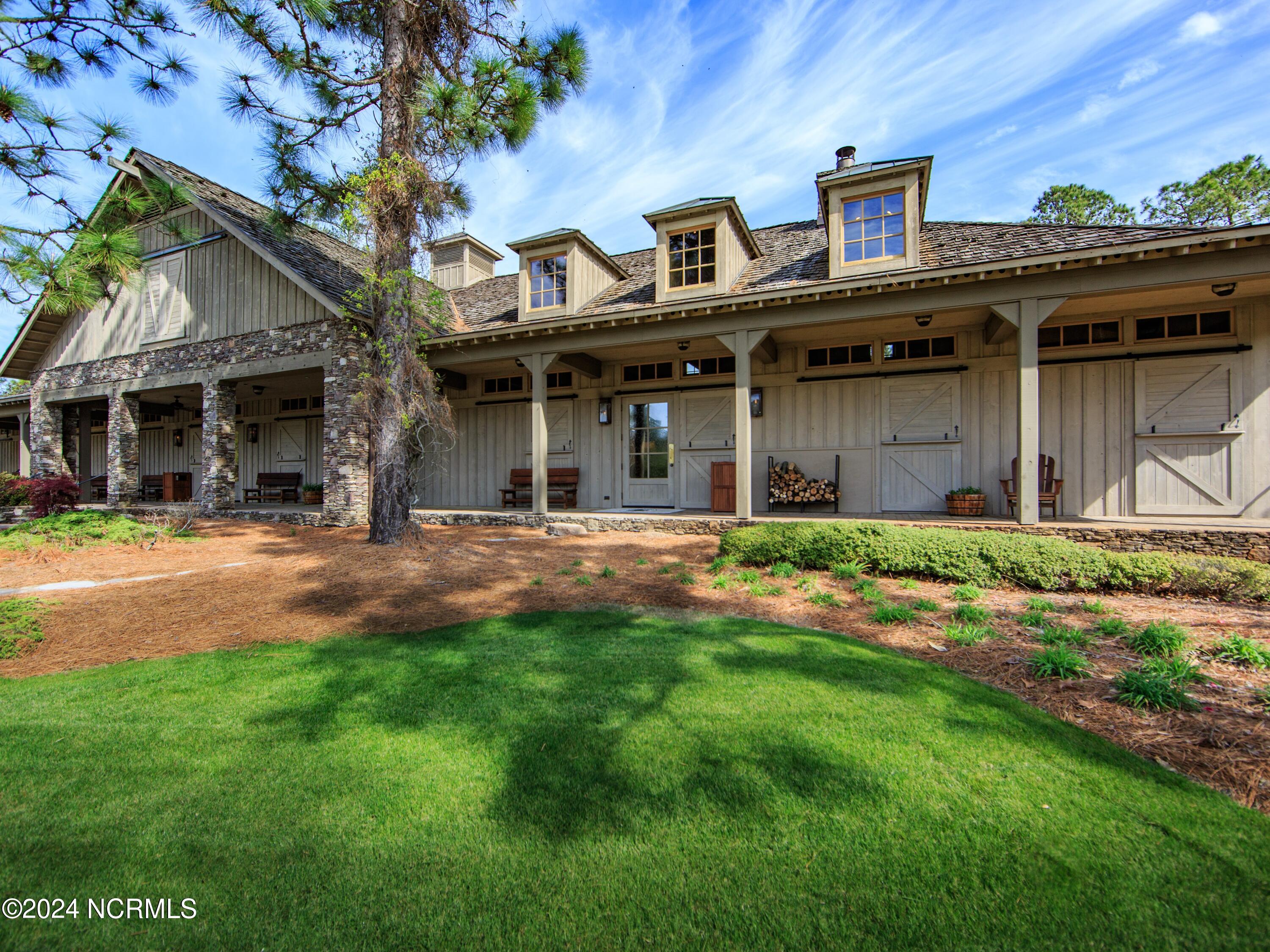 13 802 Cumberland Drive