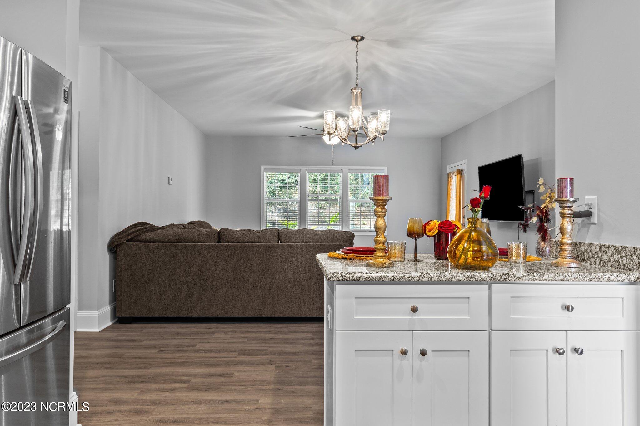 810 Lighthorse Circle