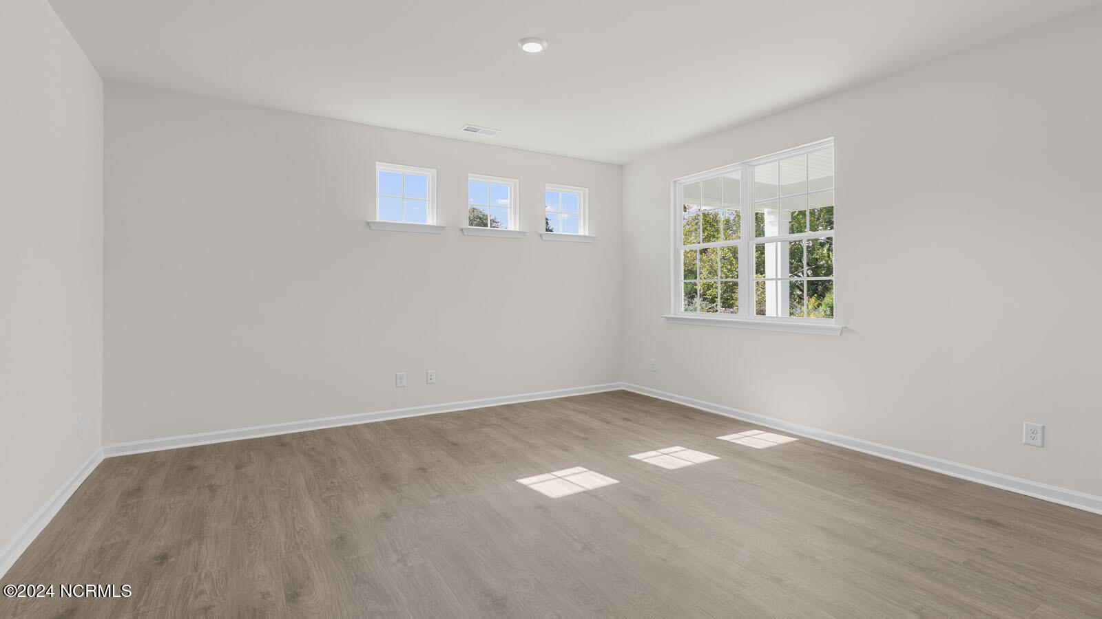 418 Thistle Meadow Lane