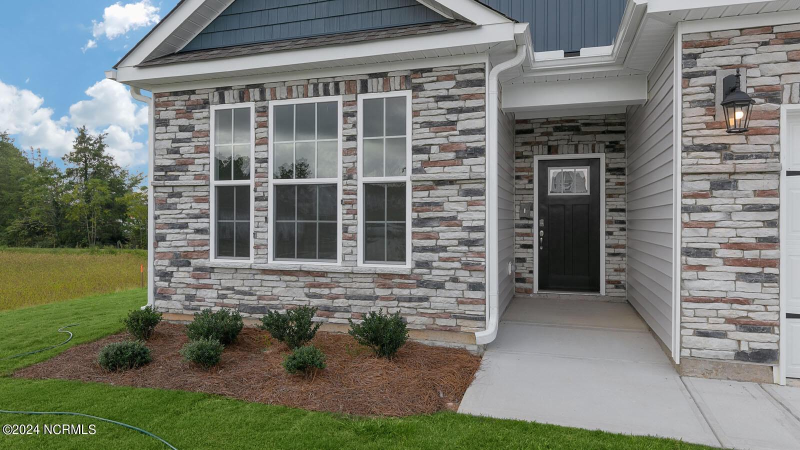 418 Thistle Meadow Lane