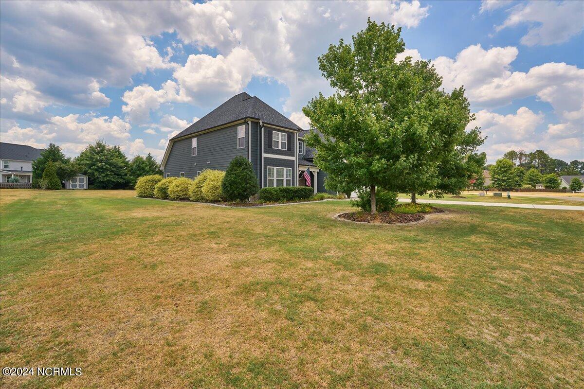 419 Goldenleaf Circle