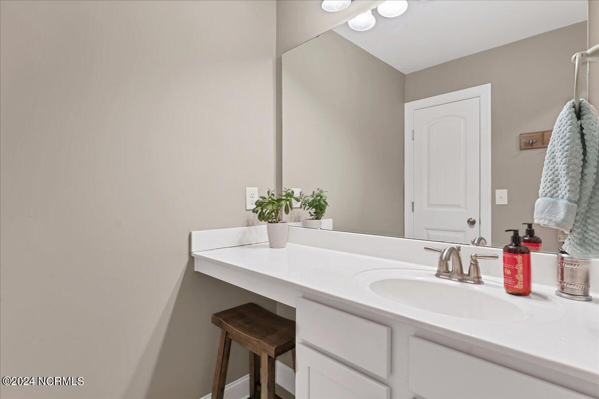 419 Goldenleaf Circle