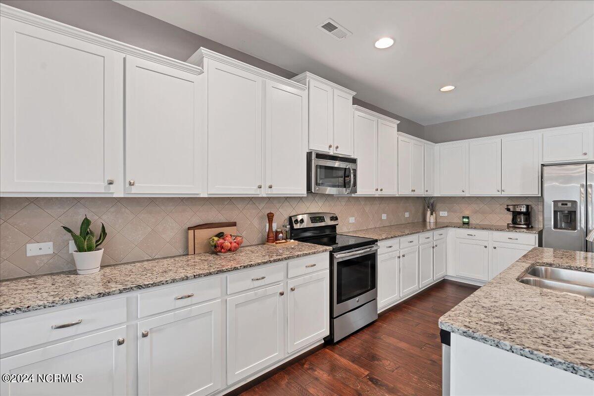 419 Goldenleaf Circle