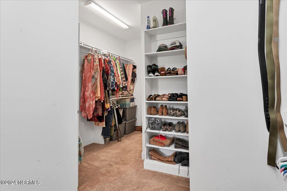 419 Goldenleaf Circle