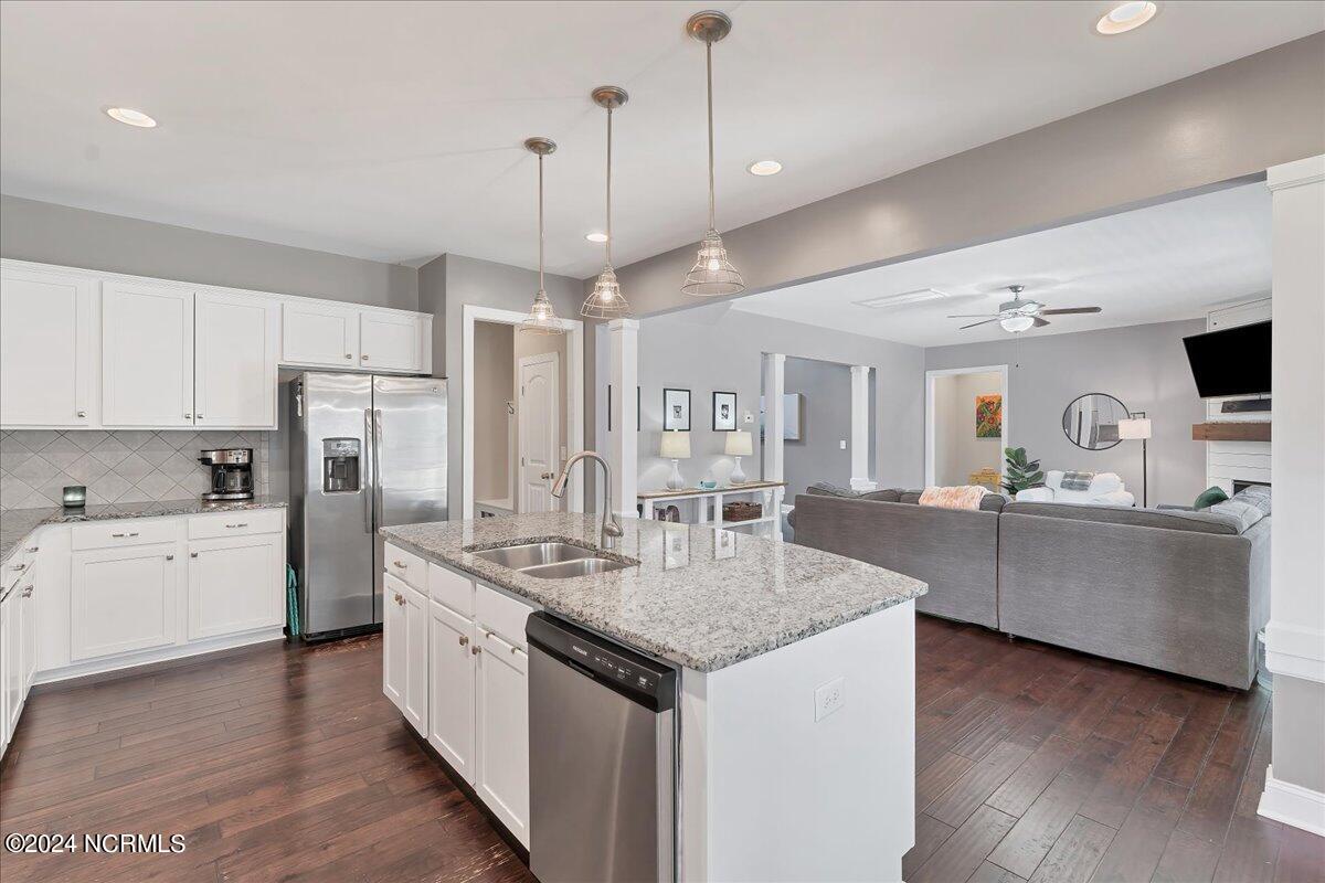 419 Goldenleaf Circle