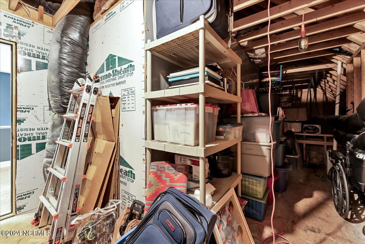 419 Goldenleaf Circle