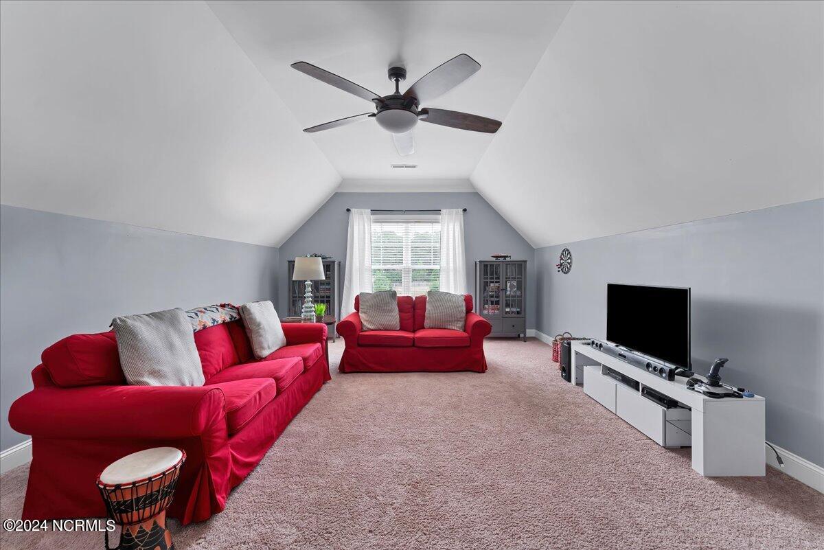 419 Goldenleaf Circle