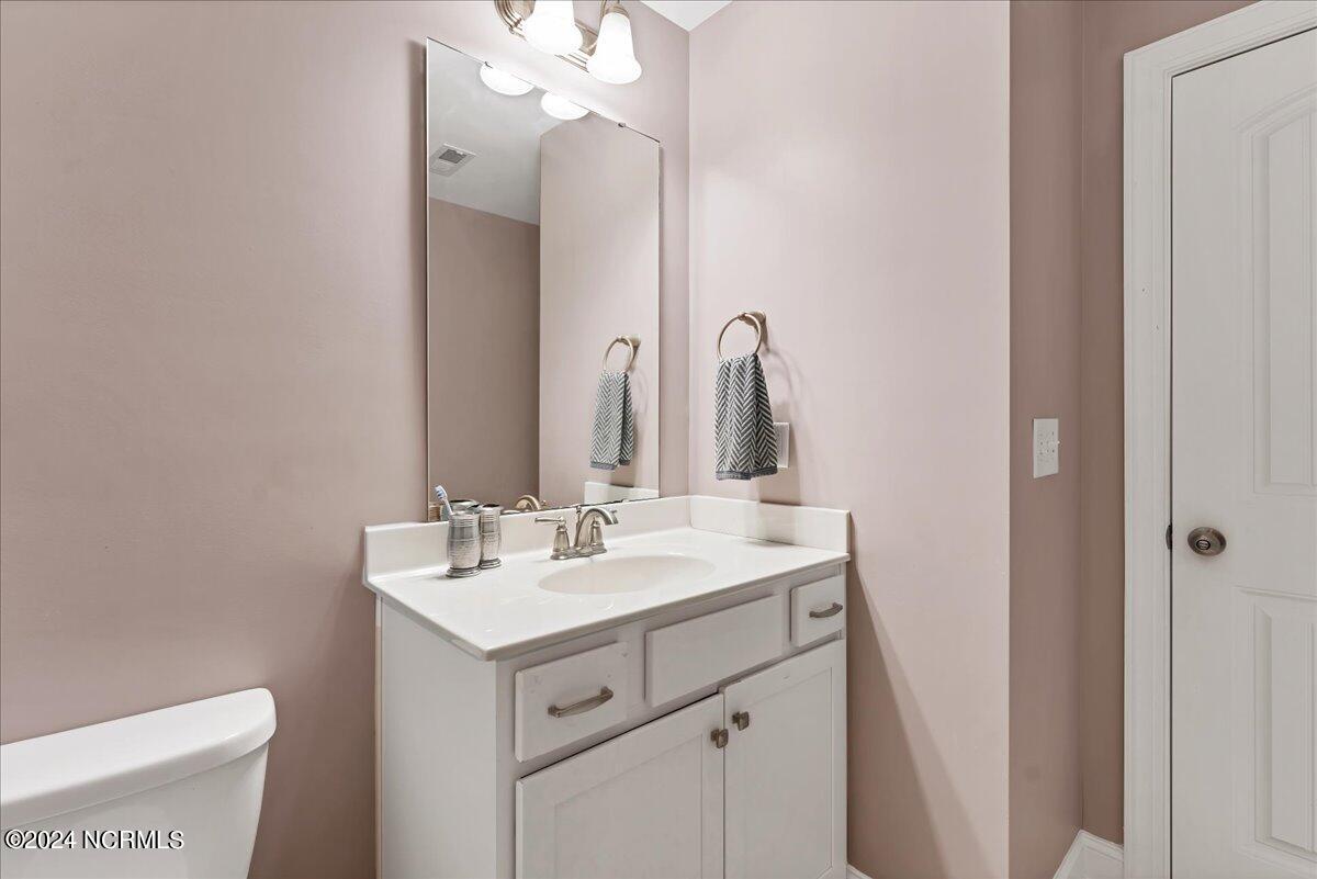 419 Goldenleaf Circle